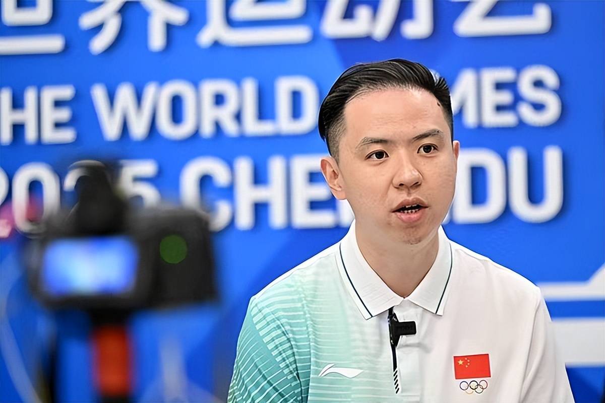 比赛后, 获得的银牌